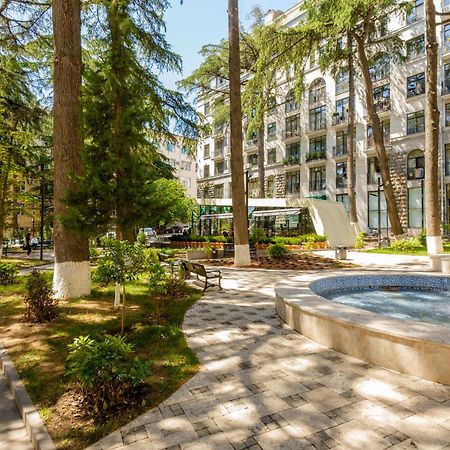 Serviced Apartment On Rustaveli Avenue 16 Tbilisi Exterior foto